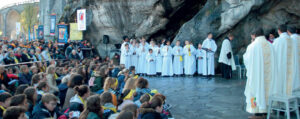 Messe à la grotte
